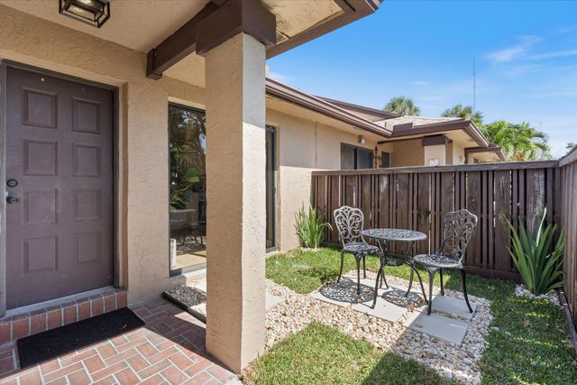 8393 Boca Glades Boulevard E, Boca Raton, FL 33434