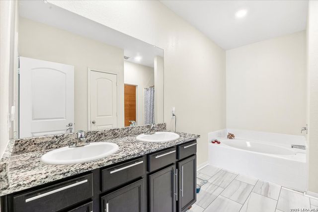 10930 Monterey Pike, Converse, TX 78109