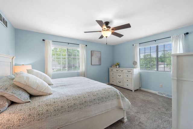 1300 Conifer AVENUE, West Bend, WI 53090