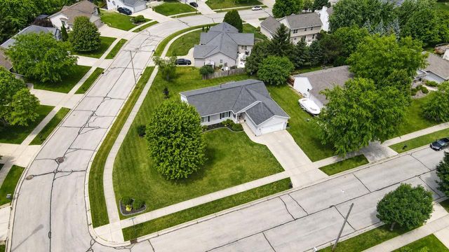 1300 Conifer AVENUE, West Bend, WI 53090