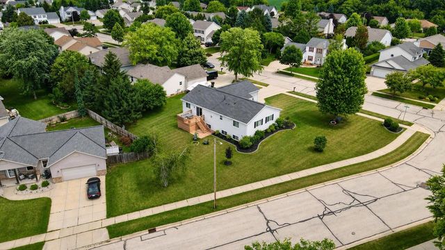 1300 Conifer AVENUE, West Bend, WI 53090