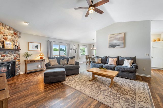 1300 Conifer AVENUE, West Bend, WI 53090