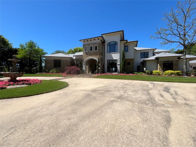 707 Oakhill Lane, Cedar Hill, TX 75104