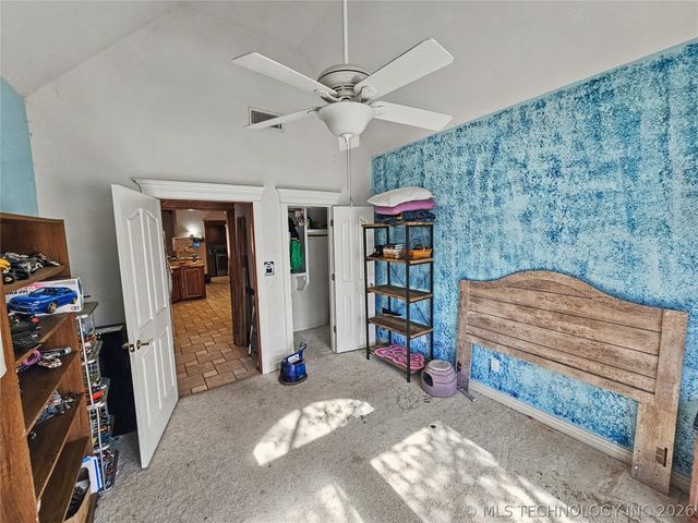 502 W 3rd Place, Tahlequah, OK 74464