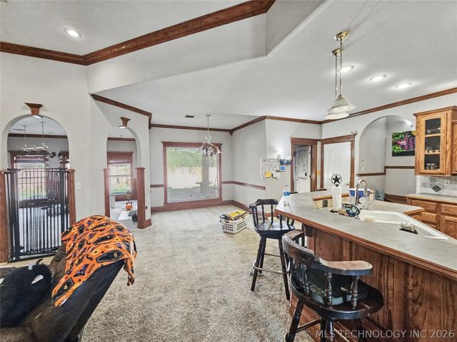 502 W 3rd Place, Tahlequah, OK 74464