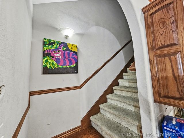 502 W 3rd Place, Tahlequah, OK 74464