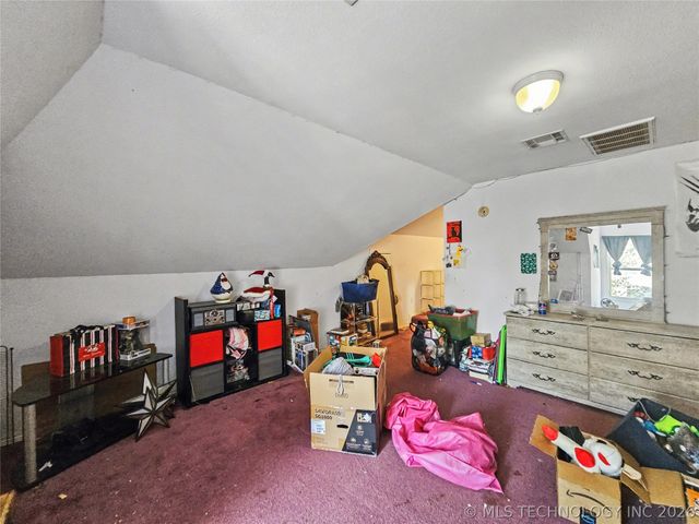 502 W 3rd Place, Tahlequah, OK 74464