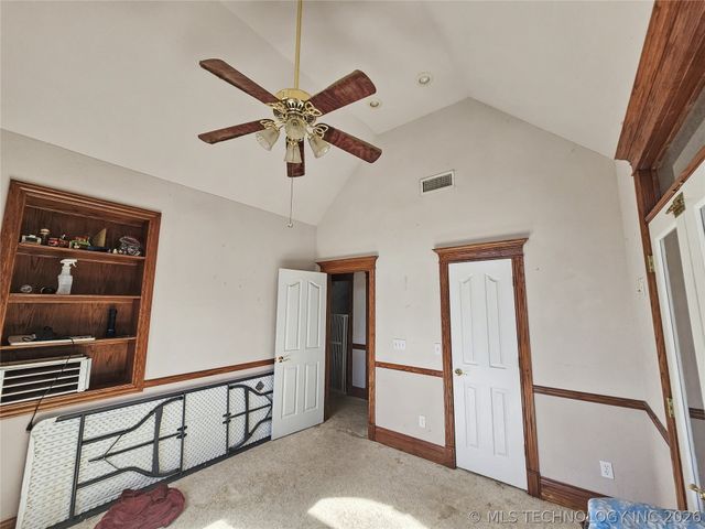 502 W 3rd Place, Tahlequah, OK 74464