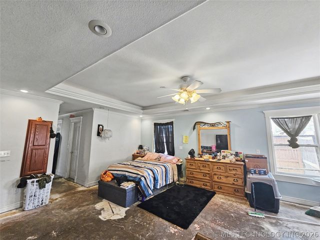 502 W 3rd Place, Tahlequah, OK 74464