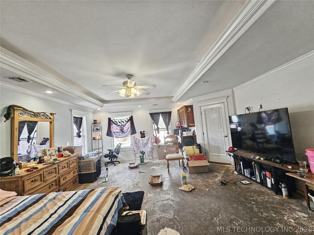 502 W 3rd Place, Tahlequah, OK 74464