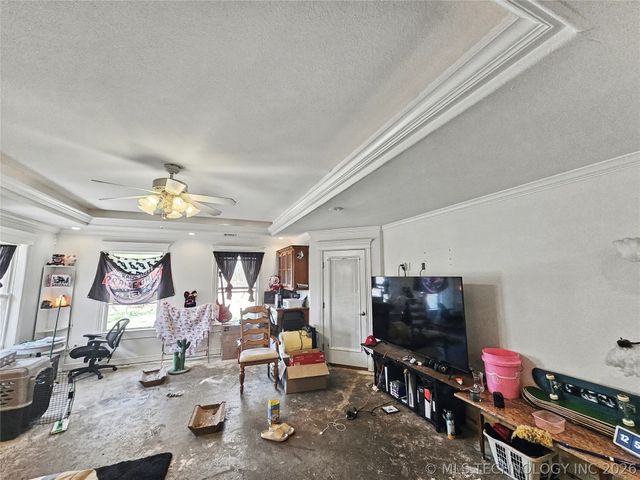 502 W 3rd Place, Tahlequah, OK 74464