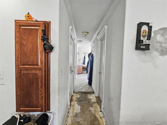 502 W 3rd Place, Tahlequah, OK 74464