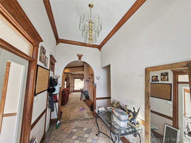 502 W 3rd Place, Tahlequah, OK 74464