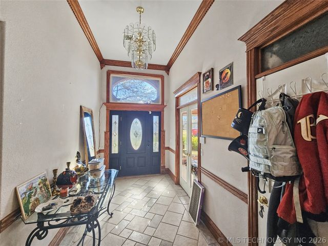 502 W 3rd Place, Tahlequah, OK 74464