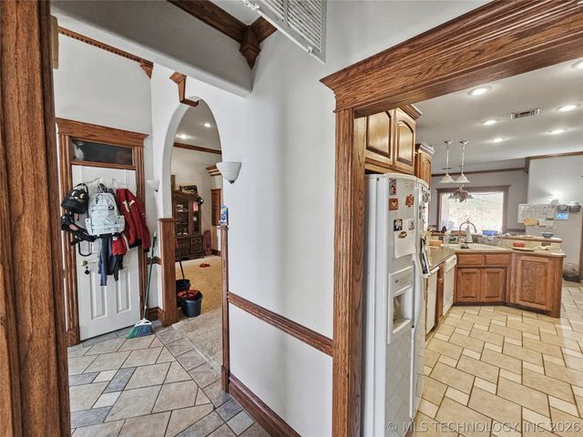 502 W 3rd Place, Tahlequah, OK 74464