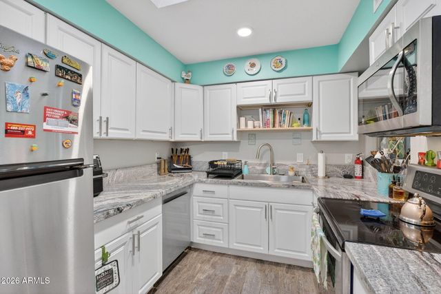 4175 E Pecan Road, Phoenix, AZ 85040