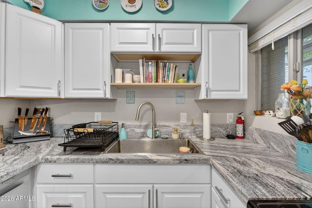 4175 E Pecan Road, Phoenix, AZ 85040