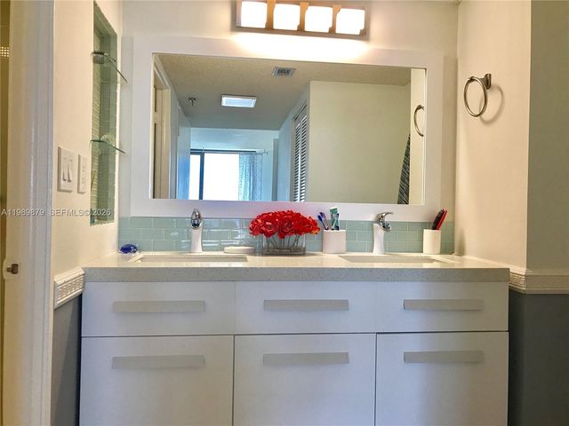 290 174th St 1507, Sunny Isles Beach, FL 33160