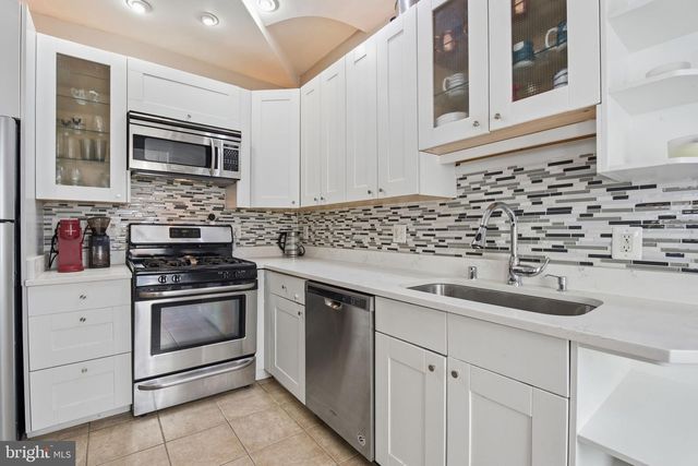 116 W CLEMENT ST, Baltimore, MD 21230