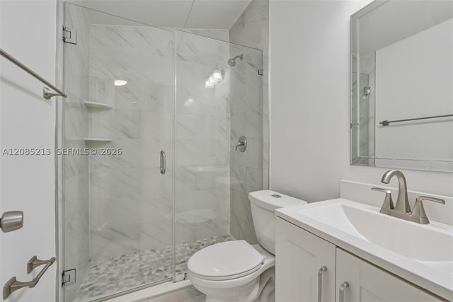 5820 NE 2nd Ave, Oakland Park, FL 33334