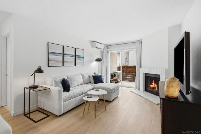 1810 S El Camino Real 106, Encinitas, CA 92024