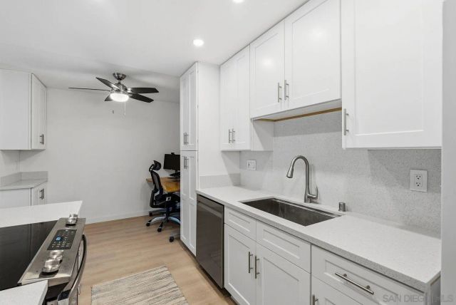 1810 S El Camino Real 106, Encinitas, CA 92024