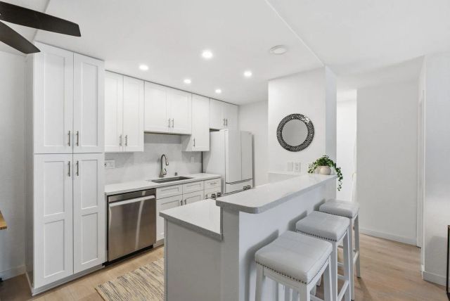 1810 S El Camino Real 106, Encinitas, CA 92024