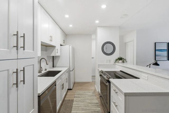 1810 S El Camino Real 106, Encinitas, CA 92024