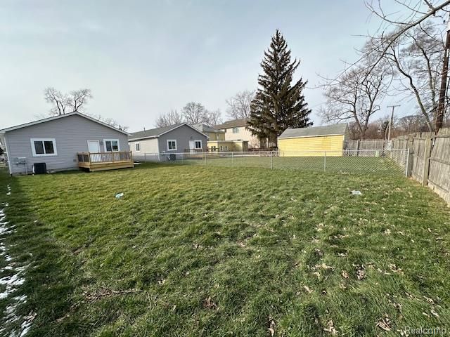 4845 Harding St, Dearborn Heights, MI 48125