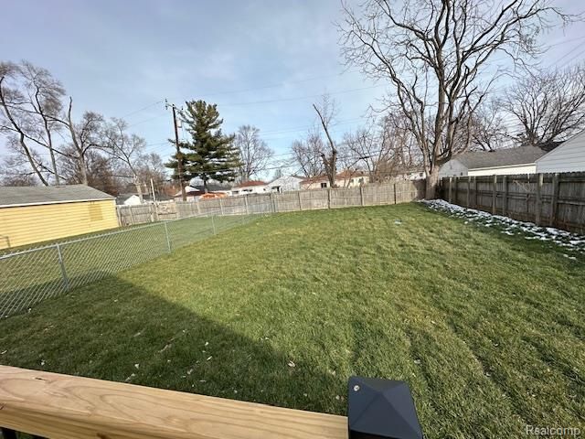 4845 Harding St, Dearborn Heights, MI 48125