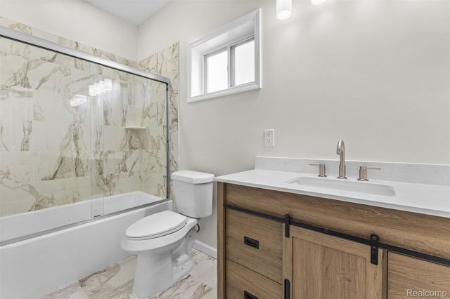 4845 Harding St, Dearborn Heights, MI 48125