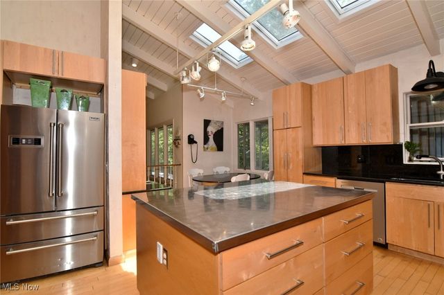 30700 Ainsworth Drive, Pepper Pike, OH 44124