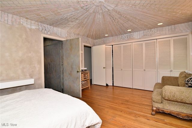 30700 Ainsworth Drive, Pepper Pike, OH 44124