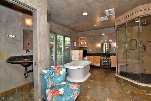 30700 Ainsworth Drive, Pepper Pike, OH 44124