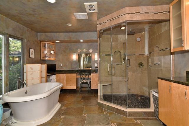 30700 Ainsworth Drive, Pepper Pike, OH 44124