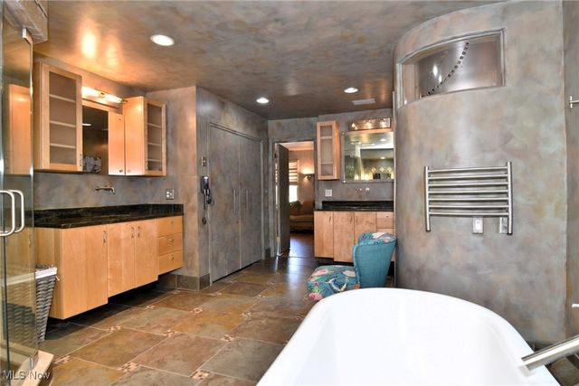 30700 Ainsworth Drive, Pepper Pike, OH 44124