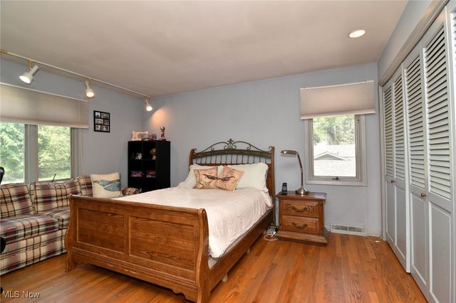 30700 Ainsworth Drive, Pepper Pike, OH 44124