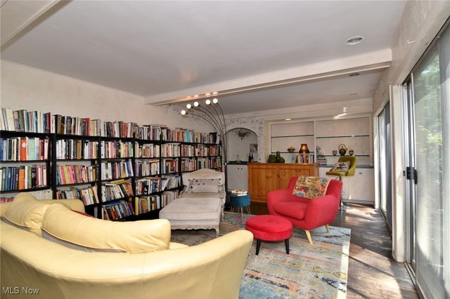 30700 Ainsworth Drive, Pepper Pike, OH 44124