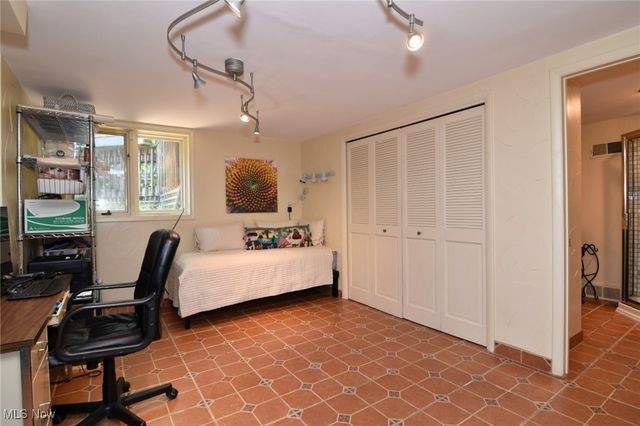 30700 Ainsworth Drive, Pepper Pike, OH 44124