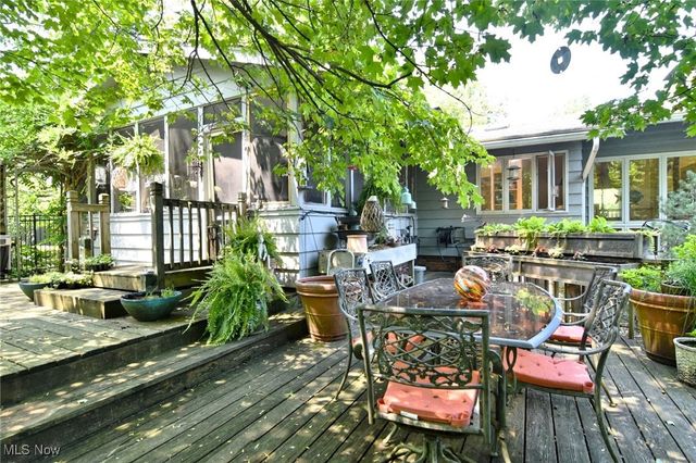 30700 Ainsworth Drive, Pepper Pike, OH 44124