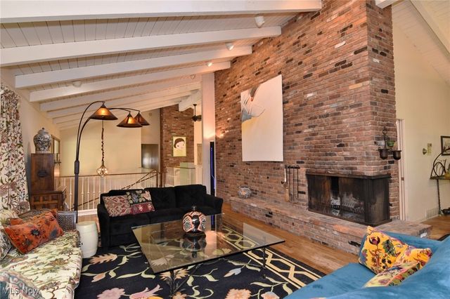 30700 Ainsworth Drive, Pepper Pike, OH 44124