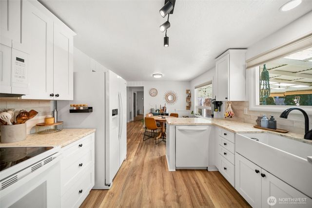 340 N Kentucky Avenue, East Wenatchee, WA 98802