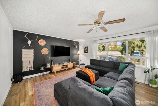 340 N Kentucky Avenue, East Wenatchee, WA 98802