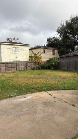 8838 Stroud Drive, Houston, TX 77036