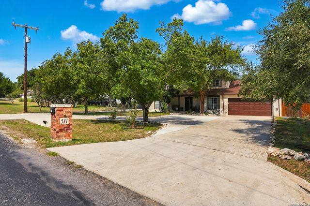 511 DEER CROSS LN, San Antonio, TX 78260