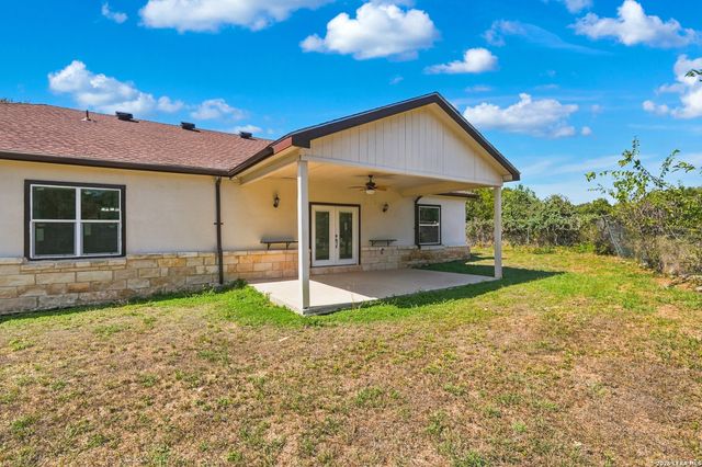 511 DEER CROSS LN, San Antonio, TX 78260