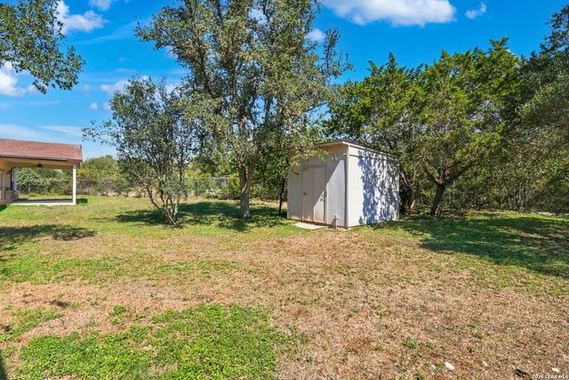 511 DEER CROSS LN, San Antonio, TX 78260