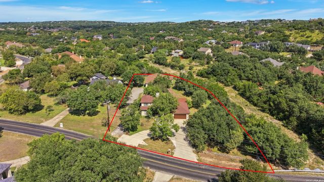 511 DEER CROSS LN, San Antonio, TX 78260