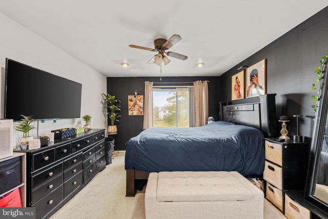 201 SANDSTONE CT, Lumberton, NJ 08048