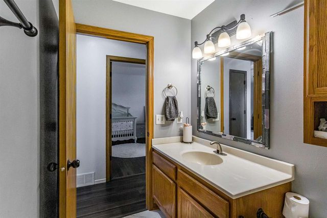 104 Shawn Avenue, Arlington, WI 53911